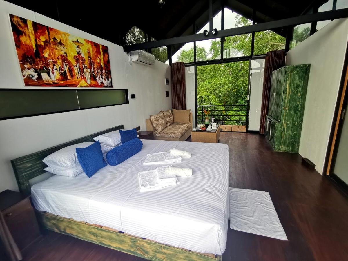 Nature Cabanas & Floating Restaurant Galle Buitenkant foto